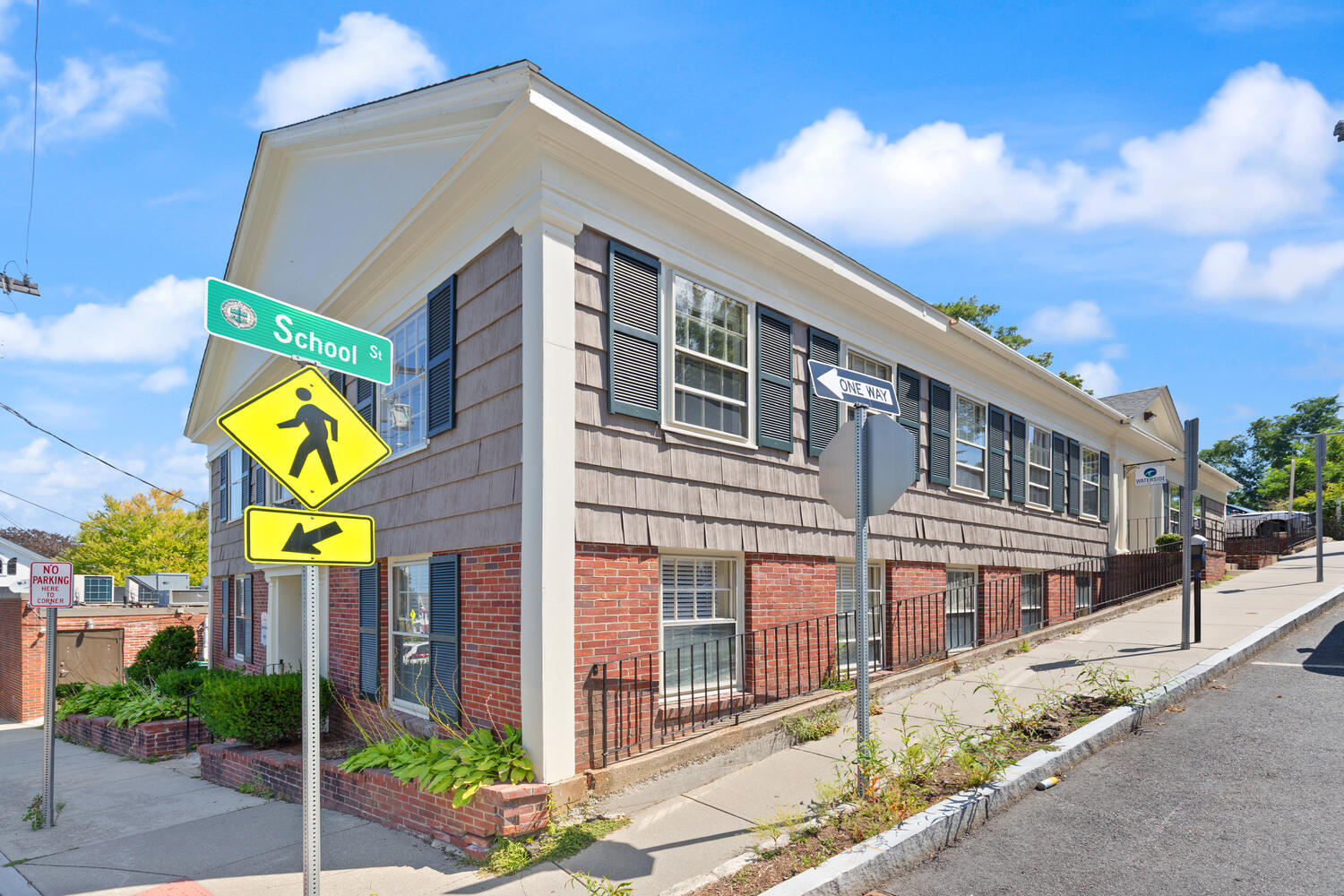 2 School St Plymouth MA 02360-large-003-011-Exterior front2-1500x1000-72dpi