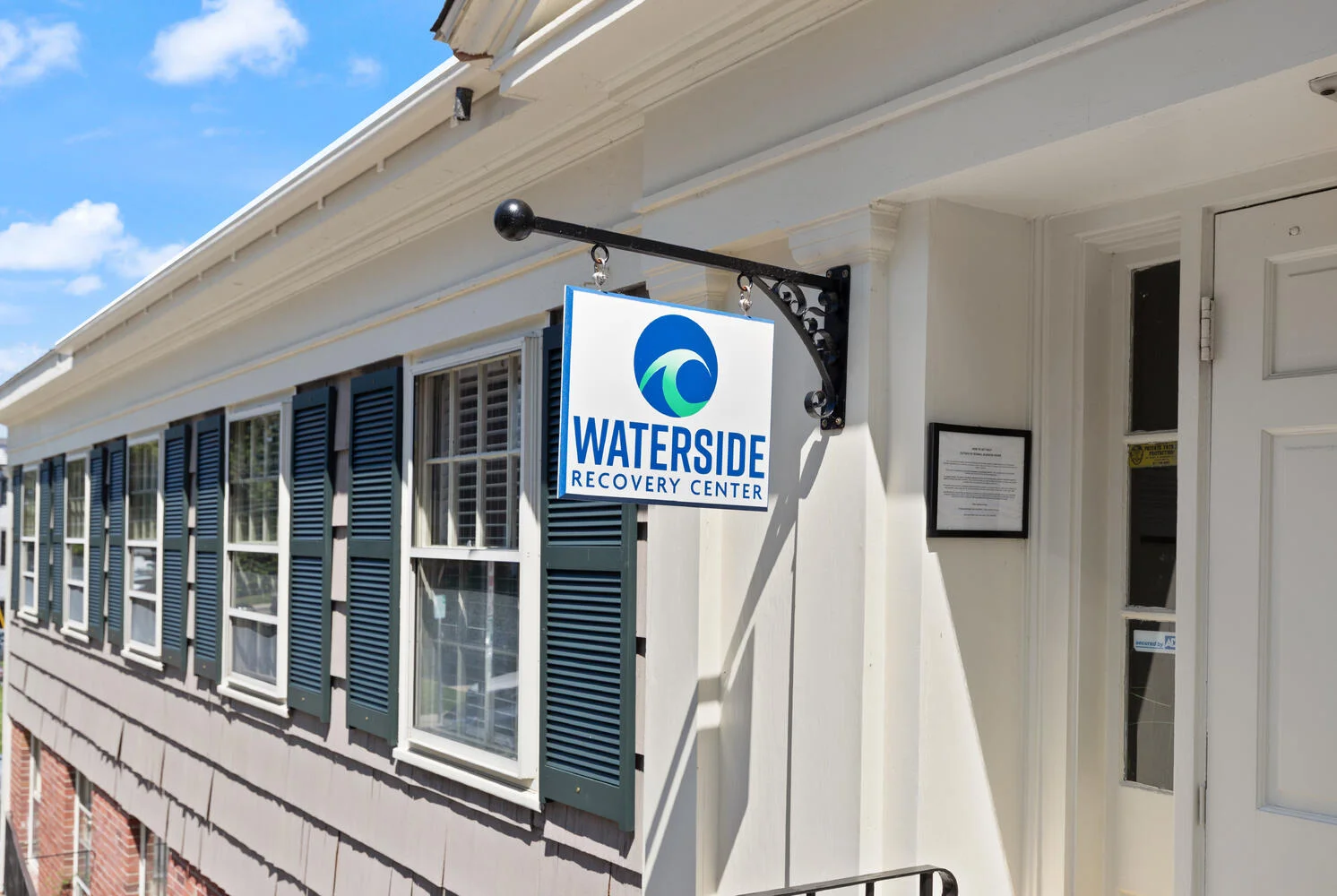 2-School-St-Plymouth-MA-02360-large-006-015-Front3-1492x1000-72dpi