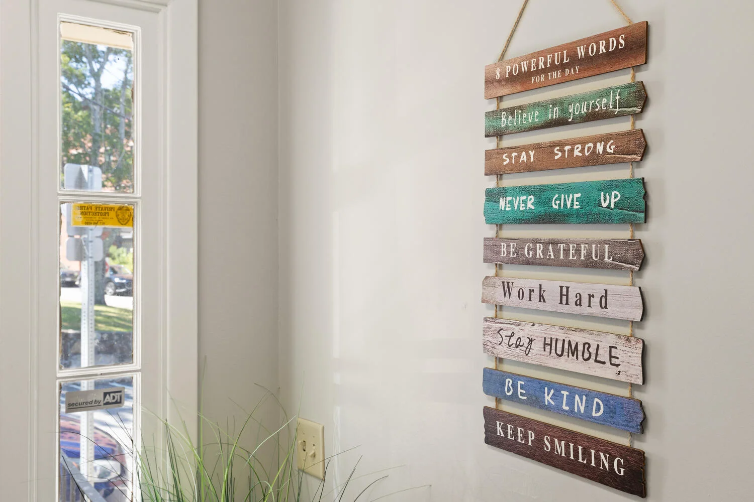 2-School-St-Plymouth-MA-02360-large-007-023-Foyer1-1500x1000-72dpi