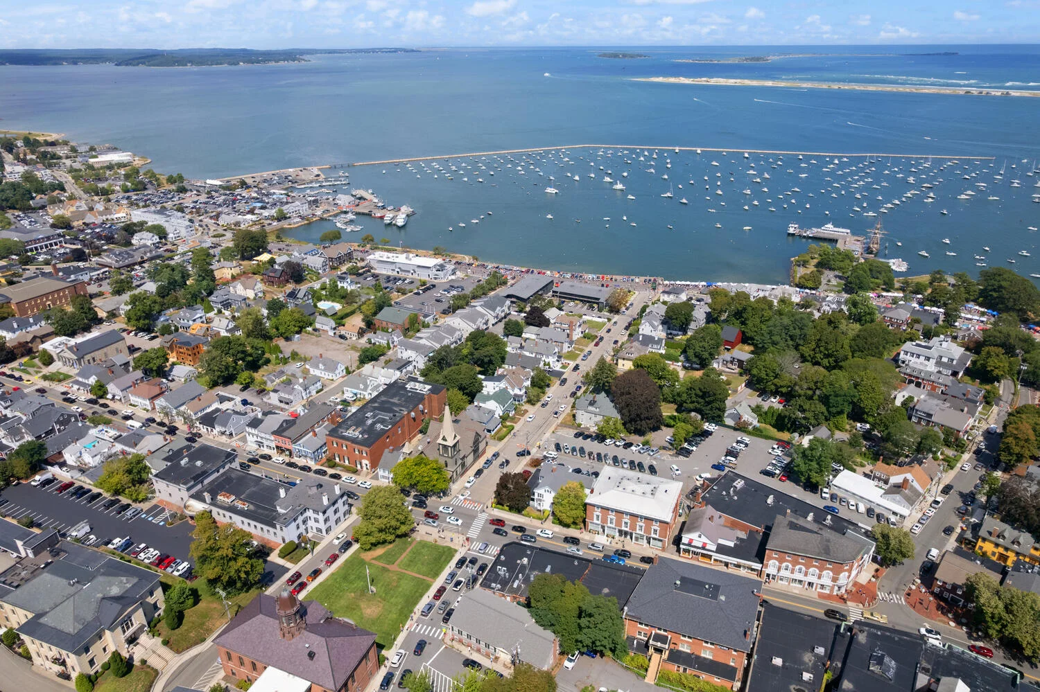 2-School-St-Plymouth-MA-02360-large-040-014-Outdoor1-1500x1000-72dpi