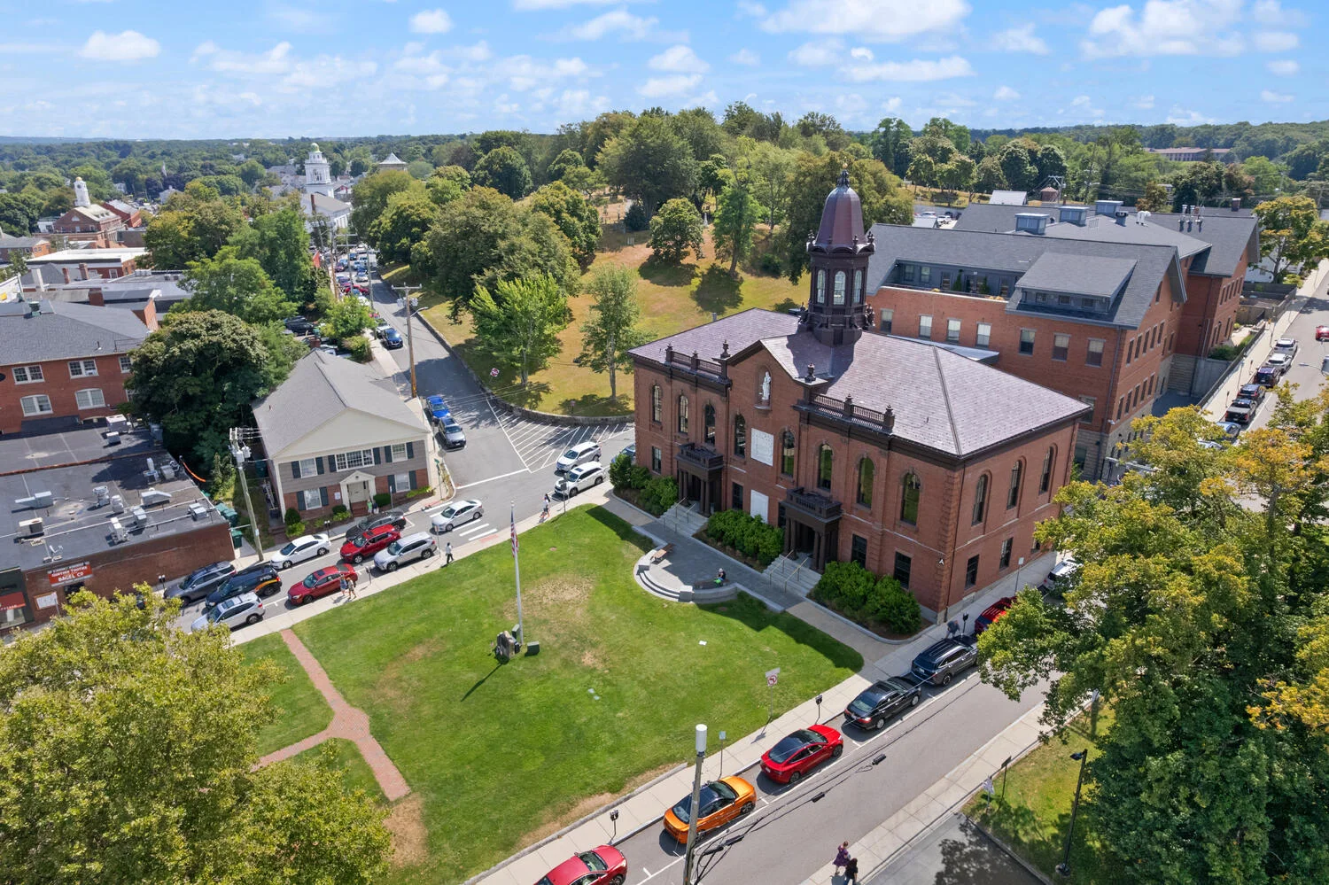 2-School-St-Plymouth-MA-02360-large-042-024-Outdoor3-1500x1000-72dpi